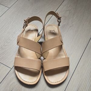 NWOT Marc Fisher Ltd Women's Pacon Sandal, Light Natural Leather Sz 6.5